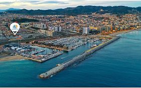 Ap4Us B1 - Apartment For Us - Sightseeing & Beach Near To Barcelona
